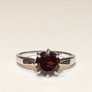 🌹🍃New Natural Round Cut Garnet Gemstone Sterling Silver Solitaire Ring